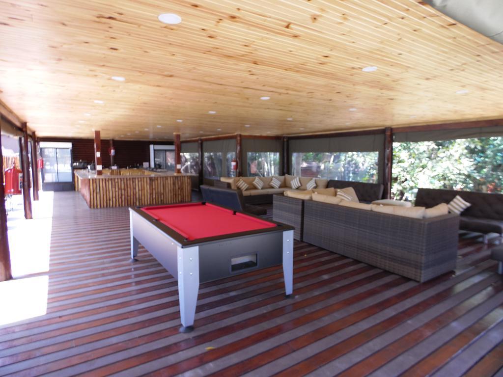Urban Glamping Tranquil International Backpacking Village Saint Lucia Estuary Exterior foto