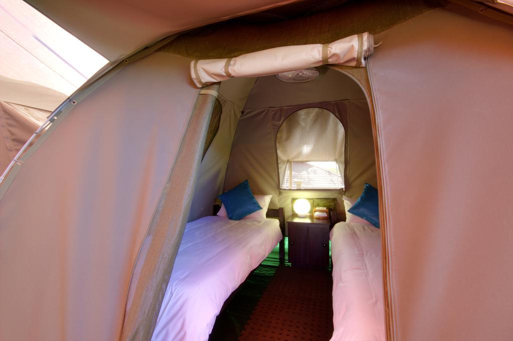 Urban Glamping Tranquil International Backpacking Village Saint Lucia Estuary Exterior foto